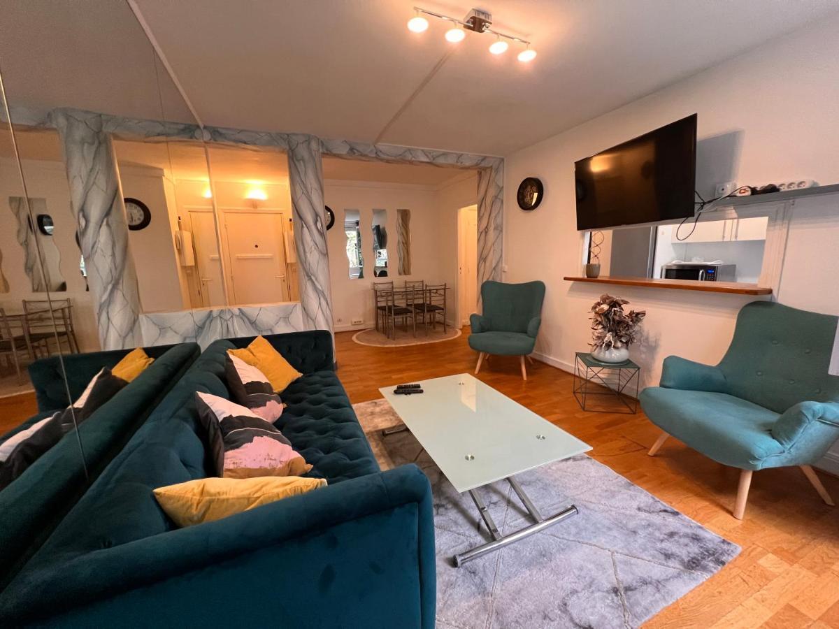 Appartement Paris Grenelle - Hala Paris Bagian luar foto