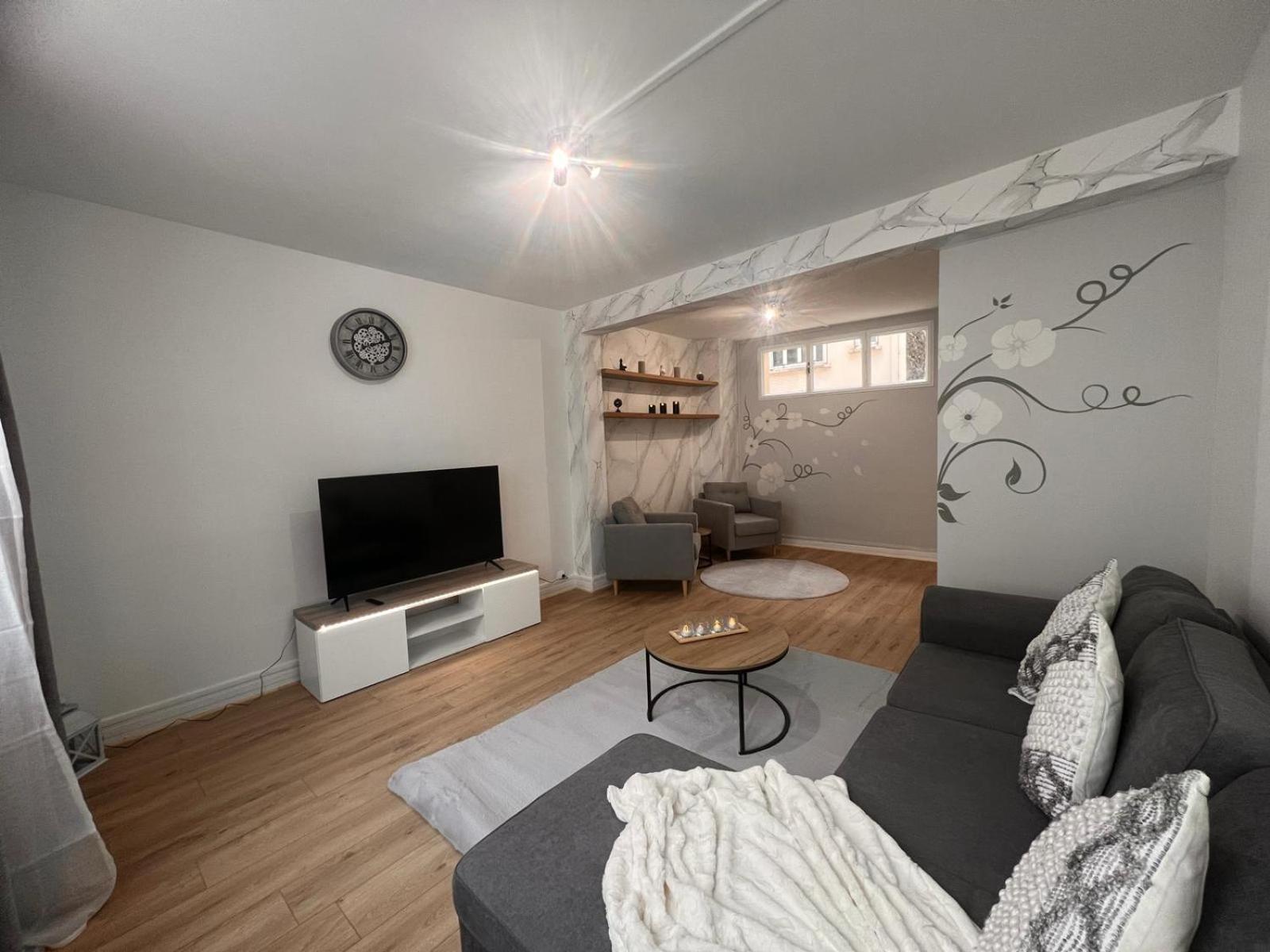 Appartement Paris Grenelle - Hala Paris Bagian luar foto